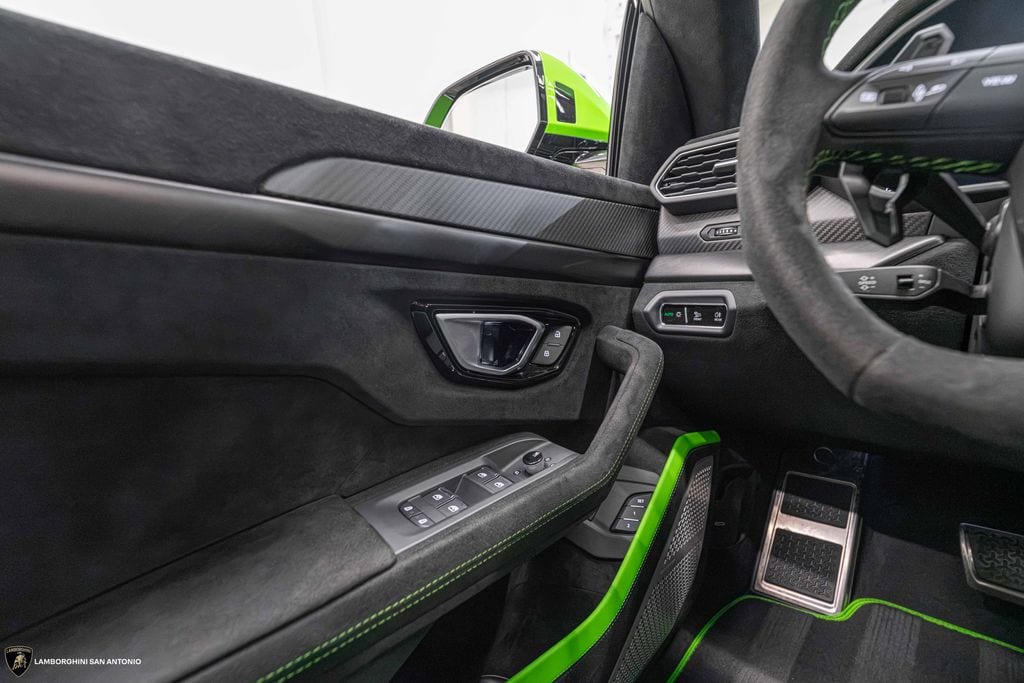 2024 Lamborghini Urus Performante - Photo 46