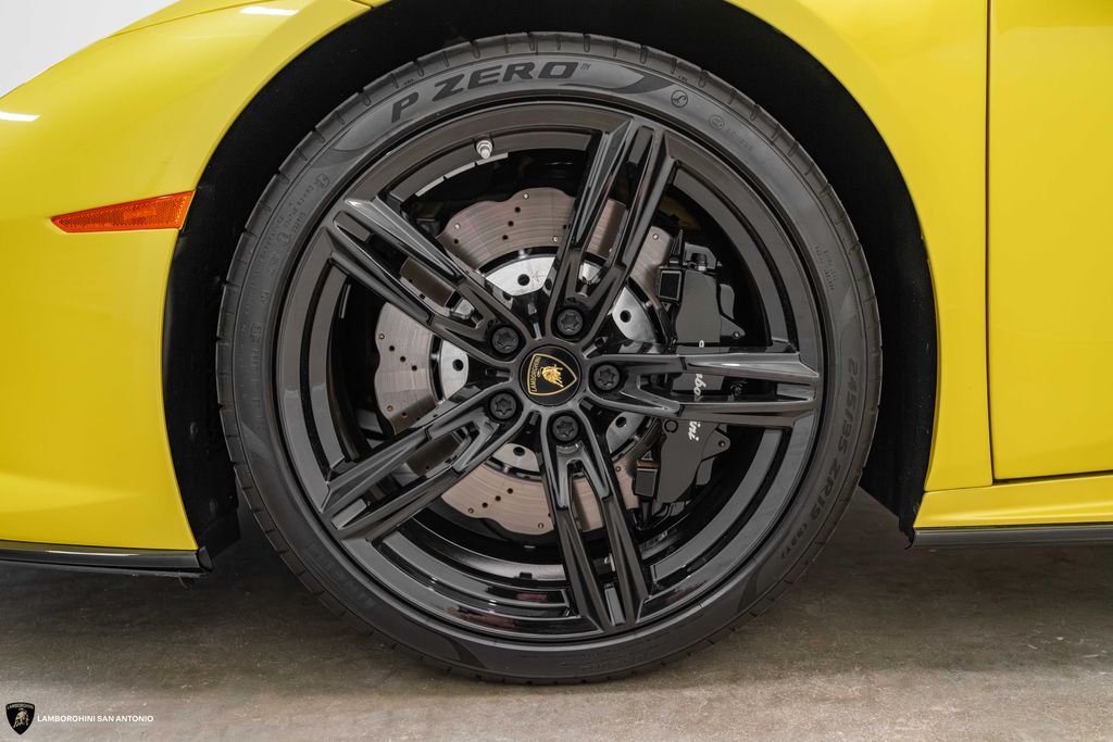 2020 Lamborghini Huracan EVO - Photo 6