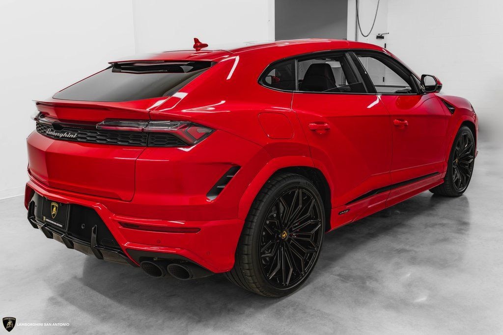 New 2025 Lamborghini Urus SE SUV