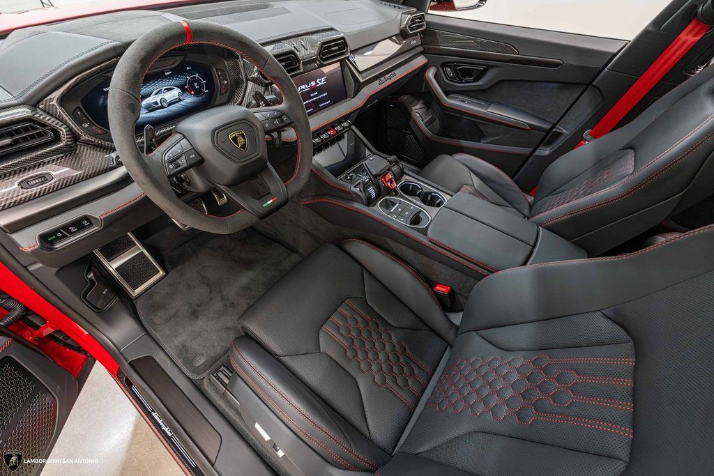 New 2025 Lamborghini Urus SE SUV
