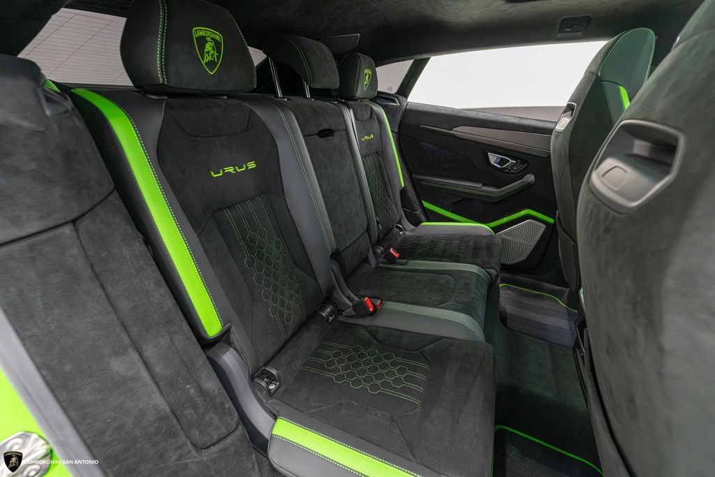 2024 Lamborghini Urus Performante - Photo 26