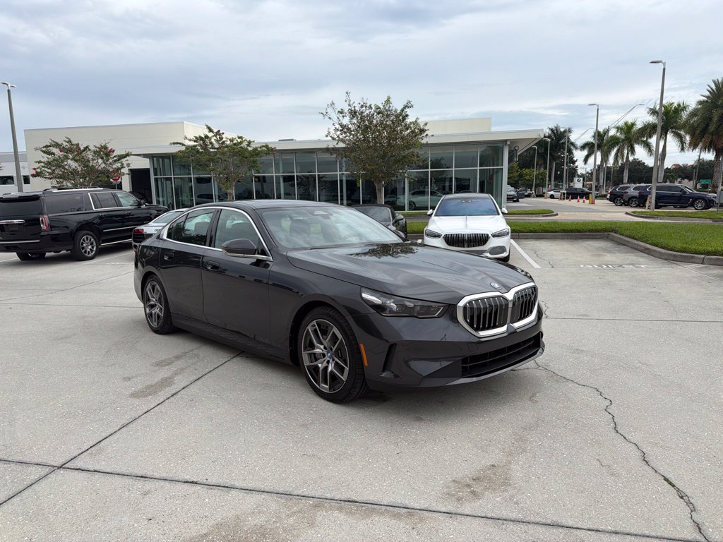 2024 BMW i5