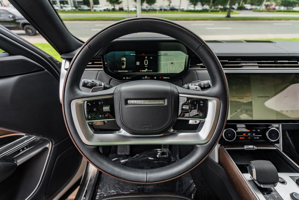 2023 Land Rover Range Rover SE - Photo 22