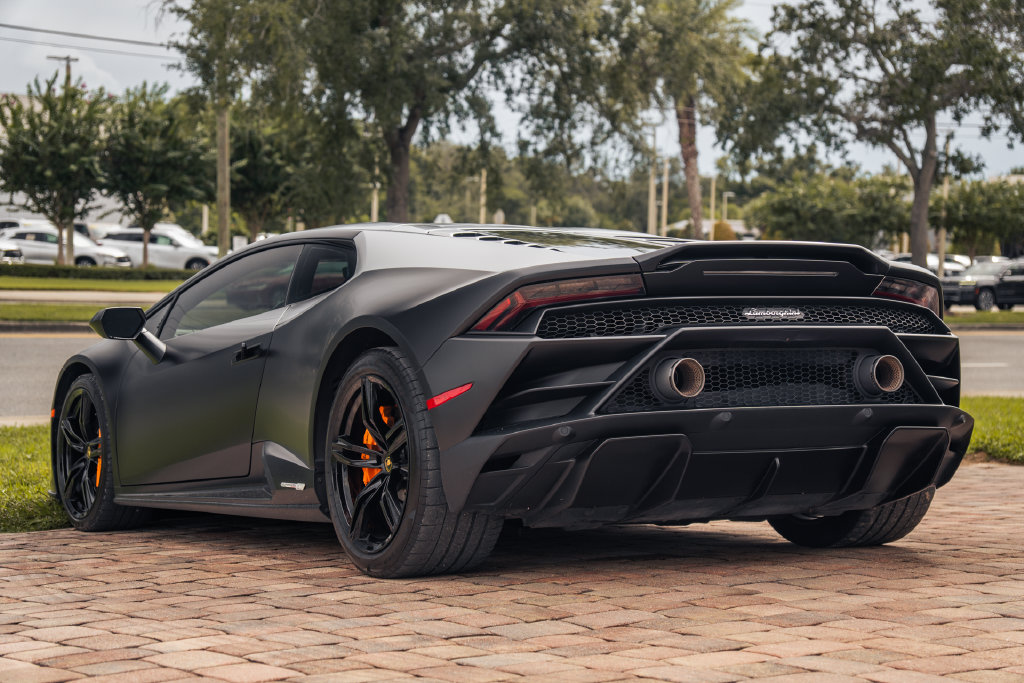 Used 2020 Lamborghini Huracan EVO Coupe