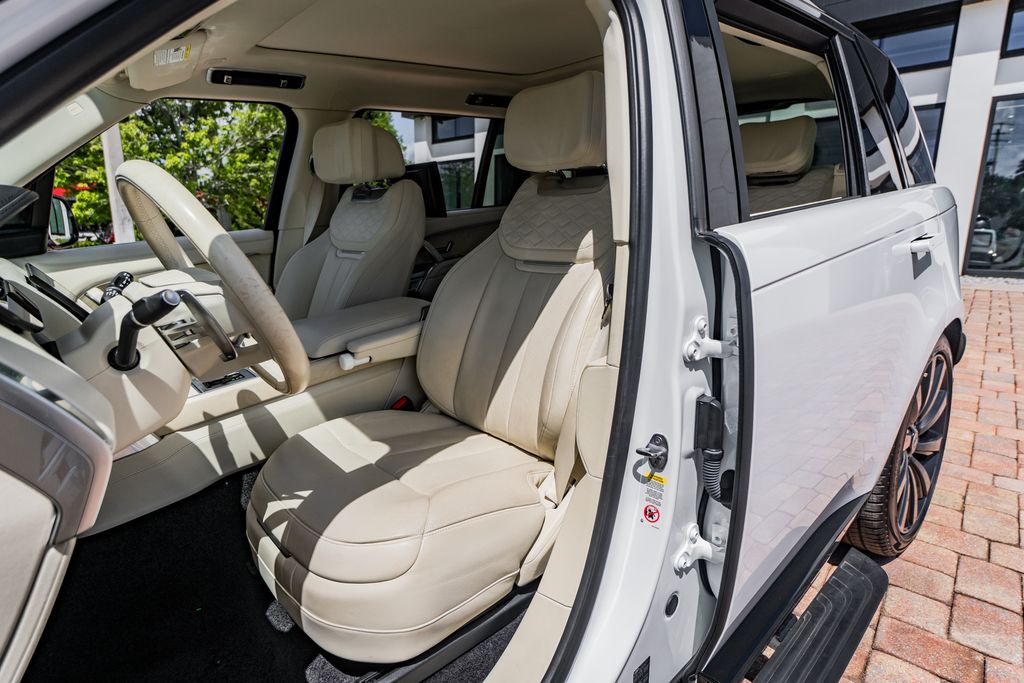 2023 Land Rover Range Rover SV - Photo 20