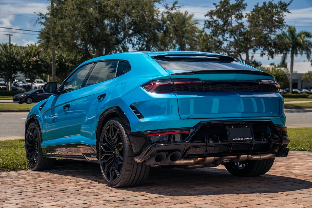 New 2026 Lamborghini Urus SE SUV