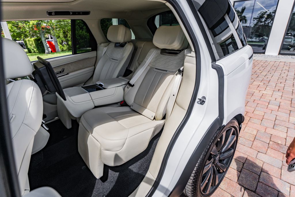 2023 Land Rover Range Rover SV - Photo 35