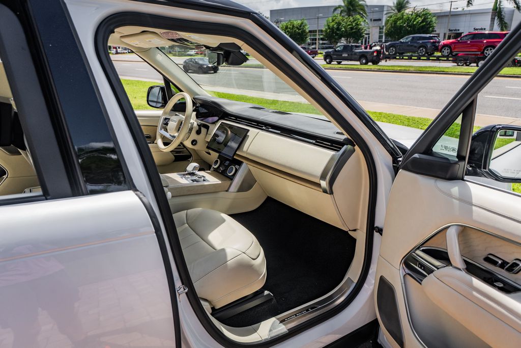 2023 Land Rover Range Rover SV - Photo 33