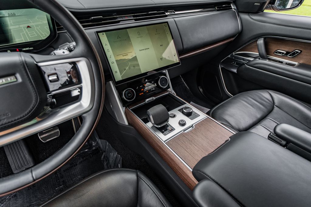 2023 Land Rover Range Rover SE - Photo 26