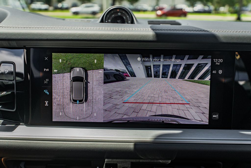 2025 Porsche Cayenne Turbo E-Hybrid - Photo 26