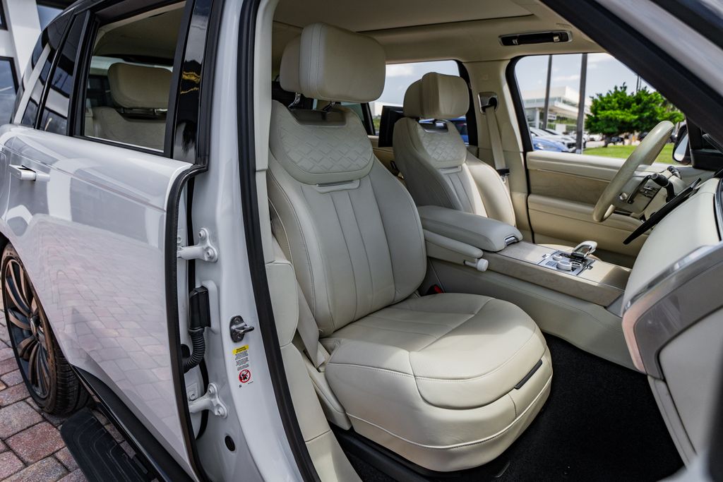 2023 Land Rover Range Rover SV - Photo 32