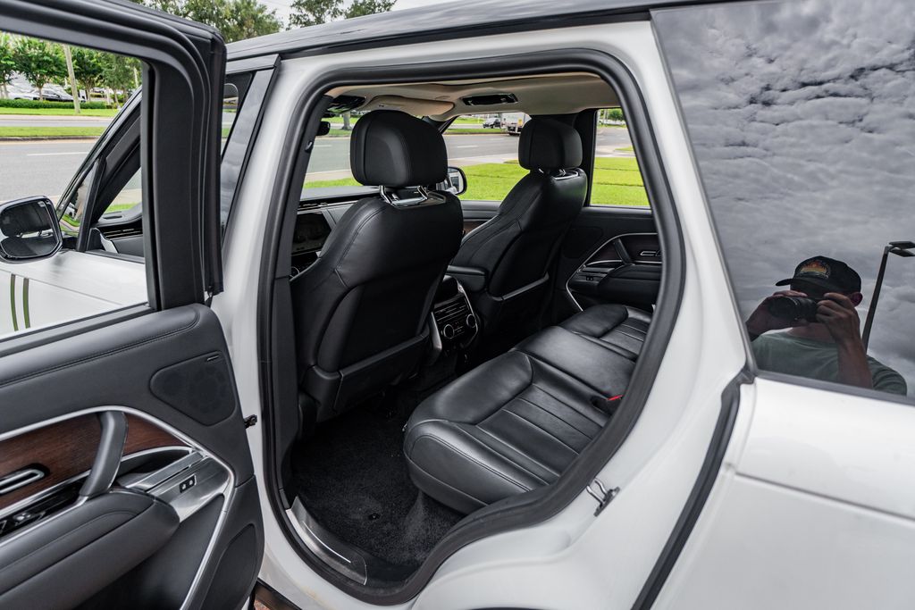 2023 Land Rover Range Rover SE - Photo 38