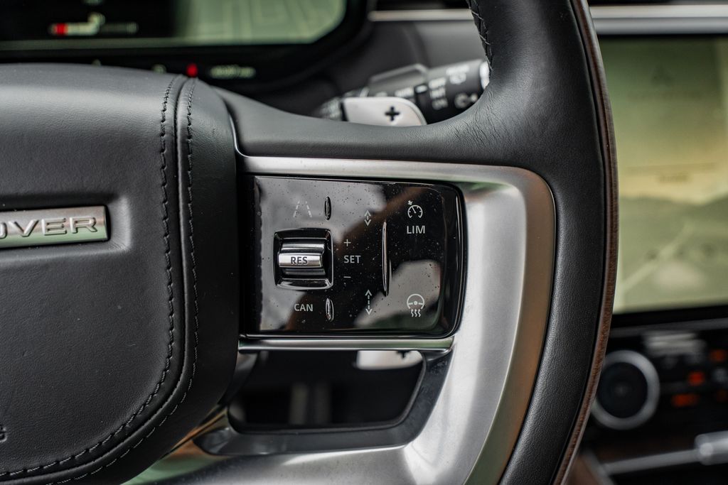 2023 Land Rover Range Rover SE - Photo 24