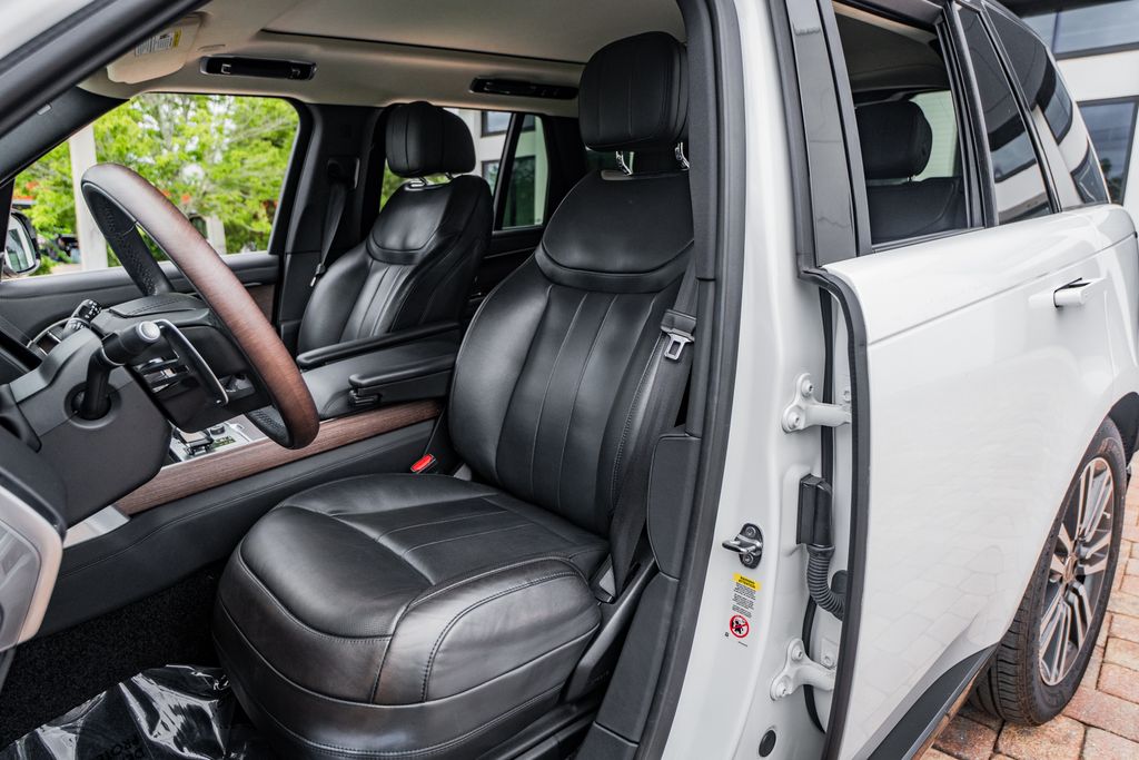2023 Land Rover Range Rover SE - Photo 20