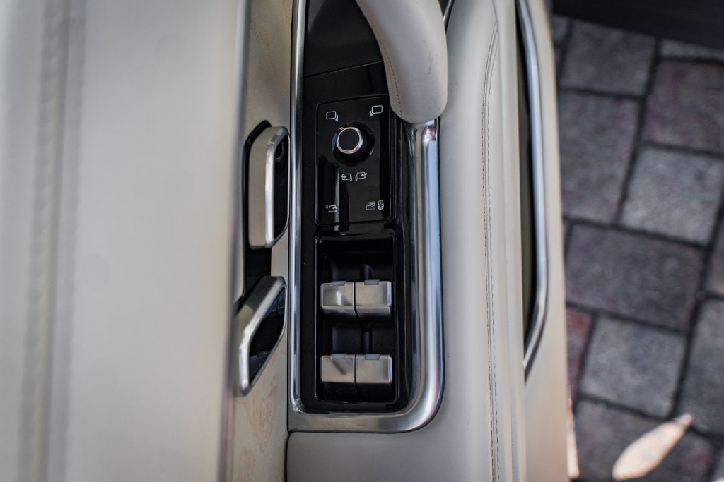 2023 Land Rover Range Rover SV - Photo 19
