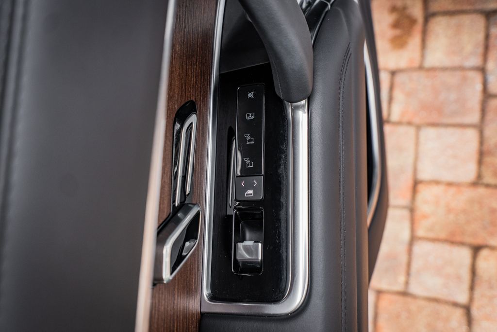 2023 Land Rover Range Rover SE - Photo 36