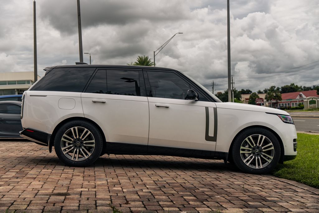 2023 Land Rover Range Rover SE - Photo 6