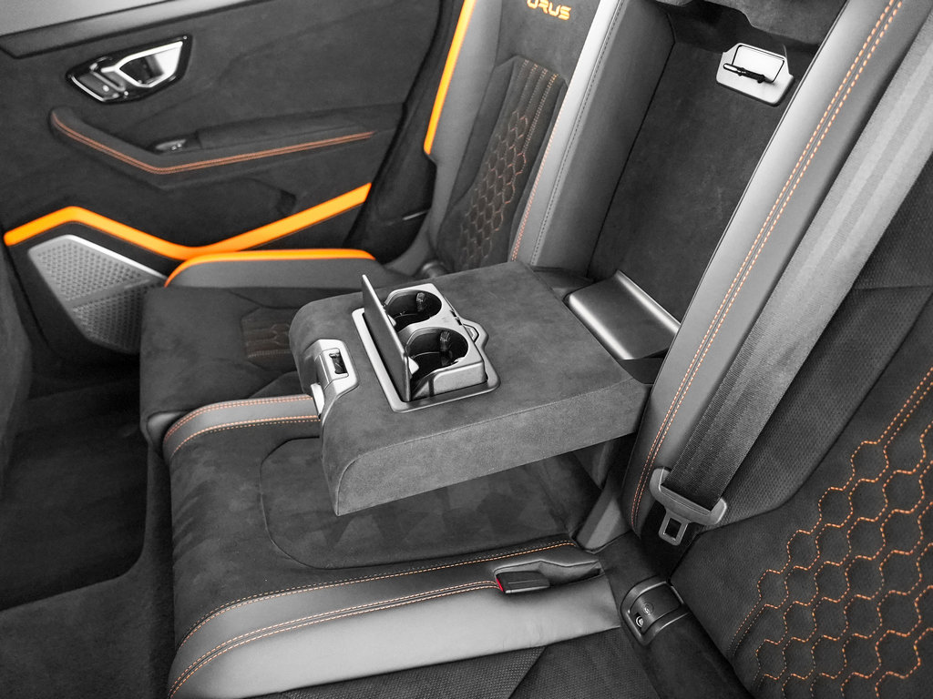 2024 Lamborghini Urus Performante - Photo 27