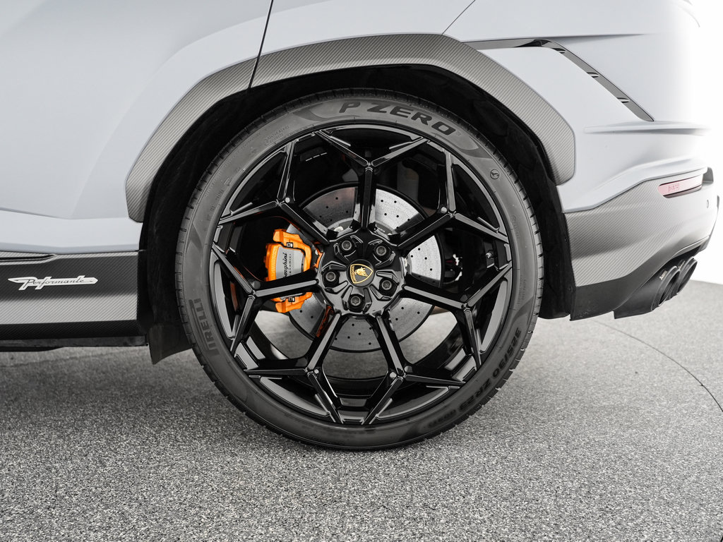 2024 Lamborghini Urus Performante - Photo 37
