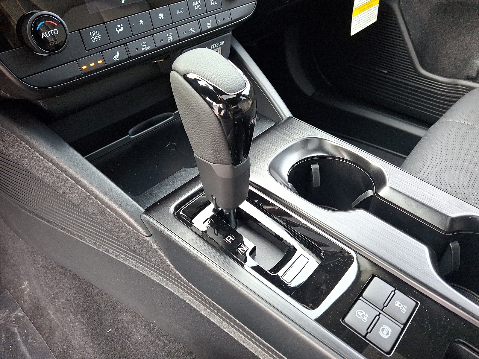 2026 Subaru Outback Limited - Photo 10