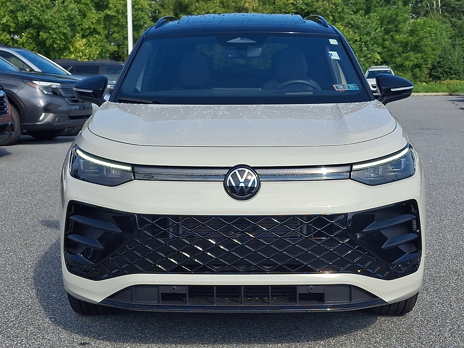 Used 2026 Volkswagen Tiguan SE R-Line Black Sport Utility