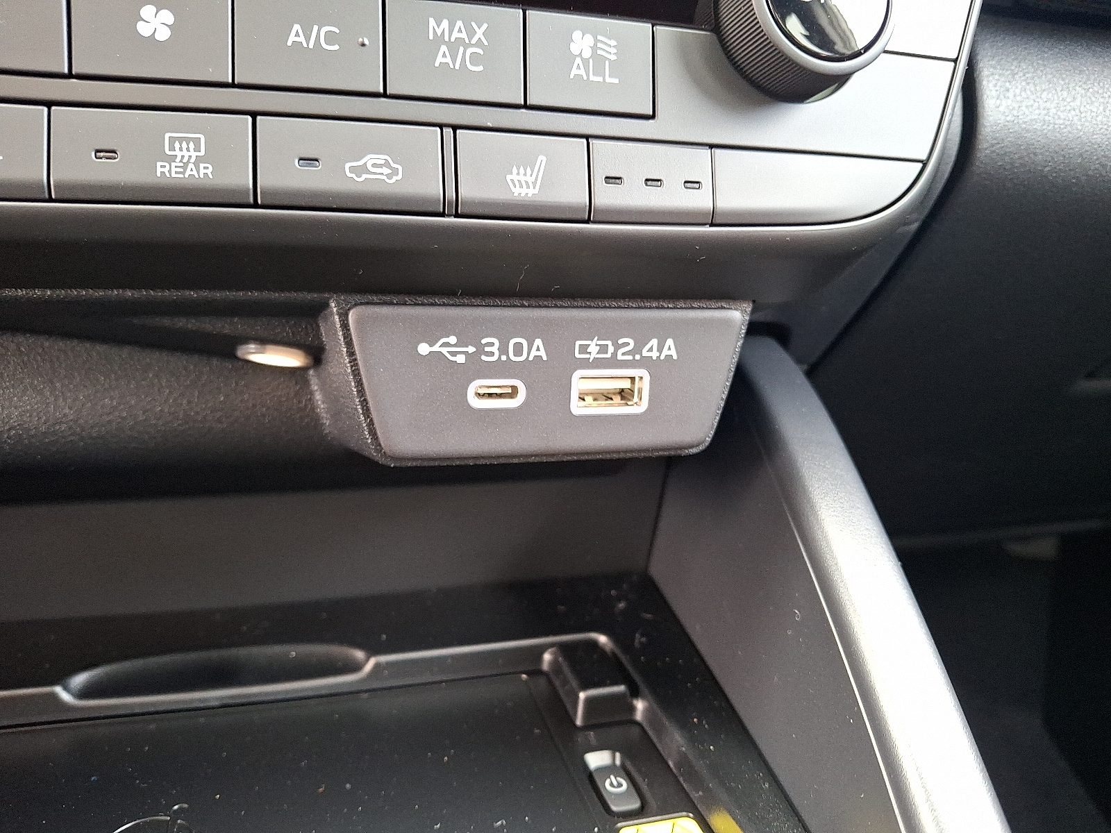 2026 Subaru Outback Limited - Photo 16