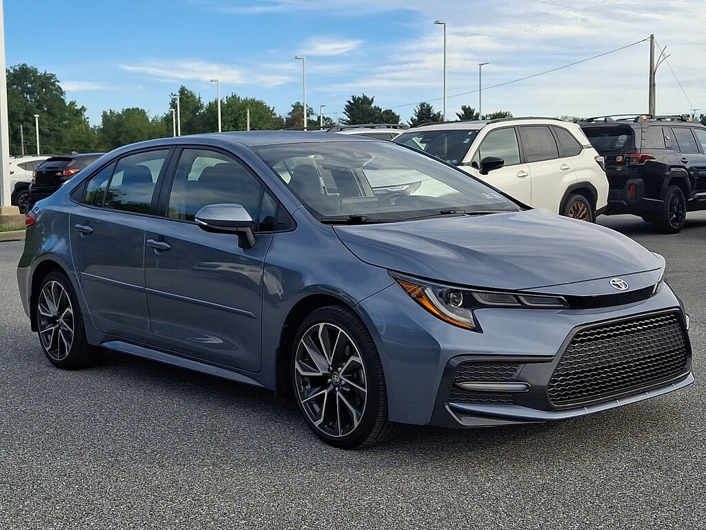 Used 2021 Toyota Corolla SE Sedan