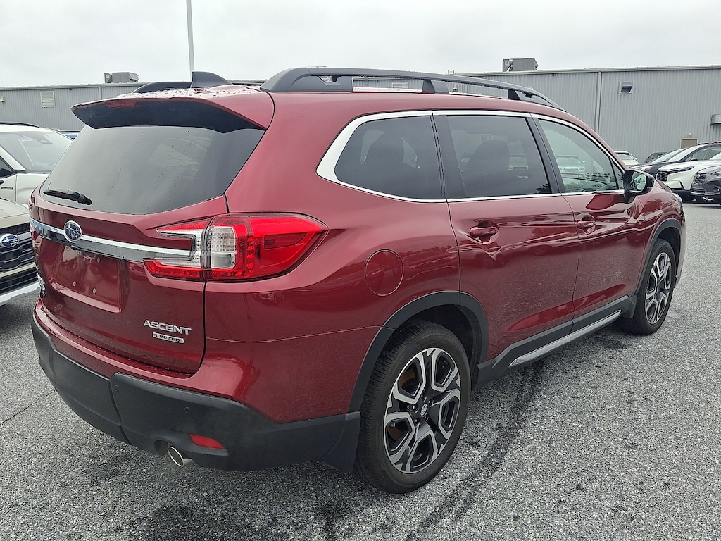 Used 2025 Subaru Ascent Limited 7-Passenger Sport Utility