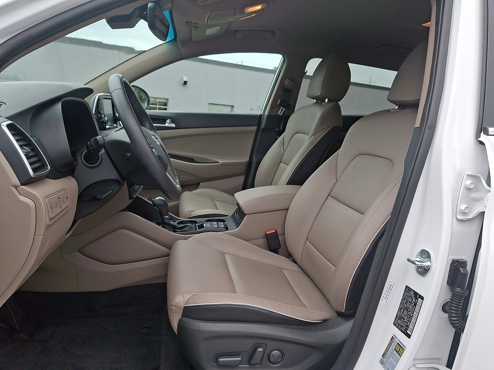 2021 Hyundai Tucson Limited - Photo 14
