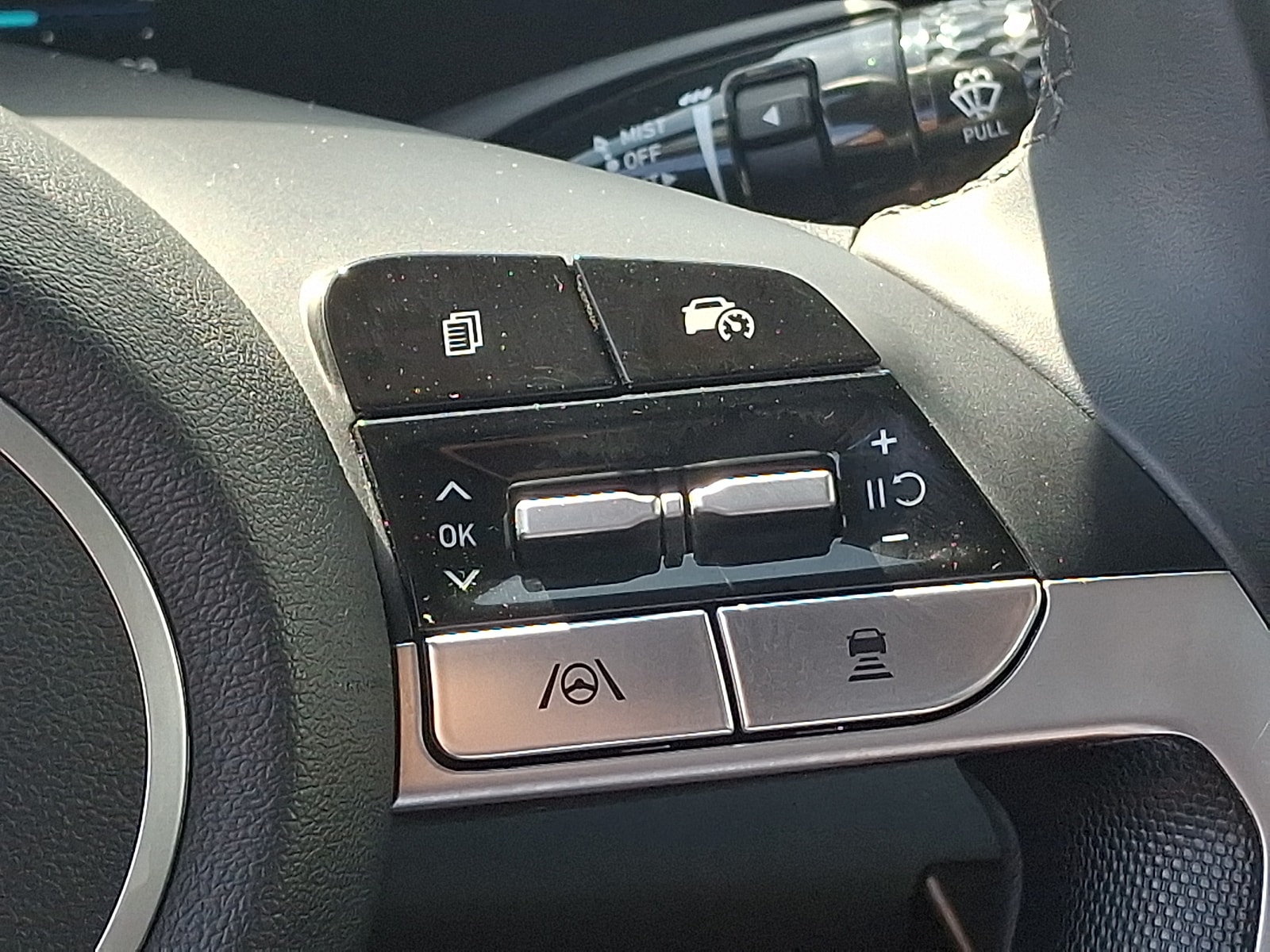2024 Hyundai Elantra SEL - Photo 24