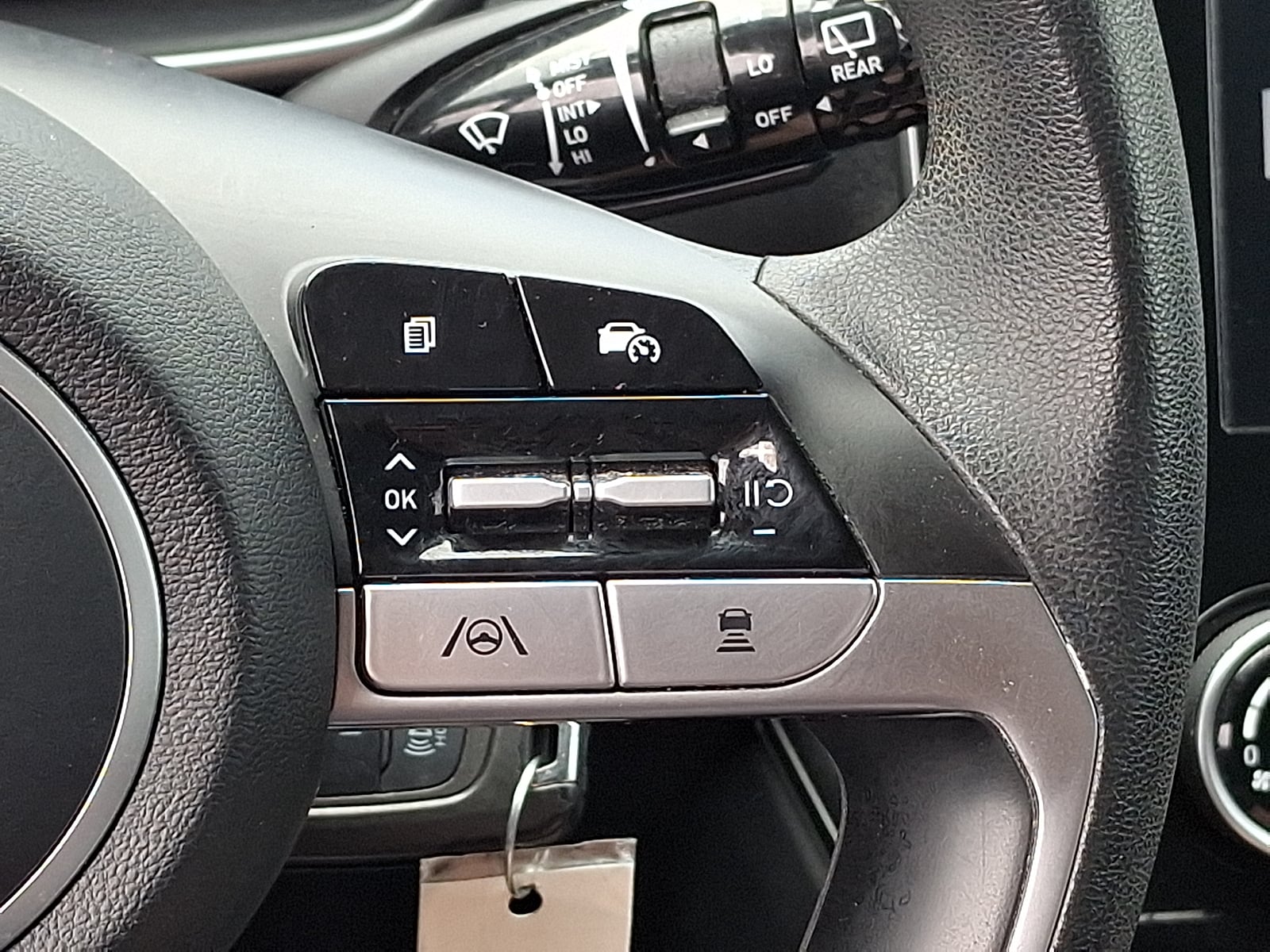 2024 Hyundai Tucson SE - Photo 23