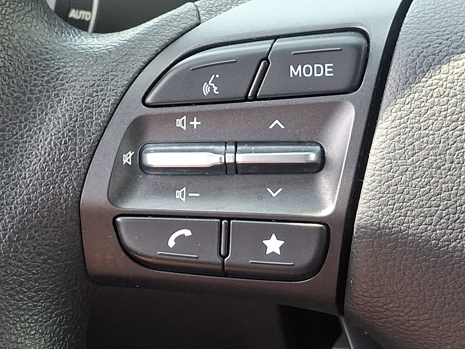 2023 Hyundai Kona SEL - Photo 20