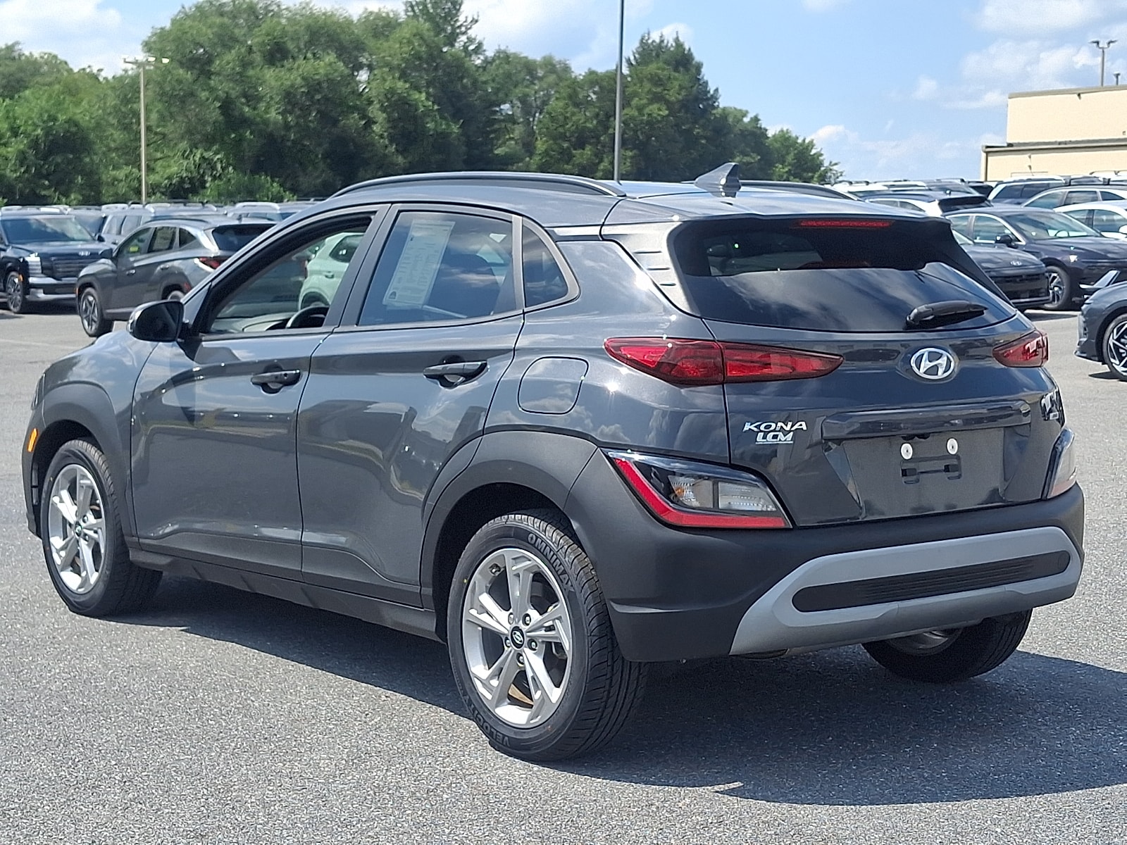 2023 Hyundai Kona SEL - Photo 7