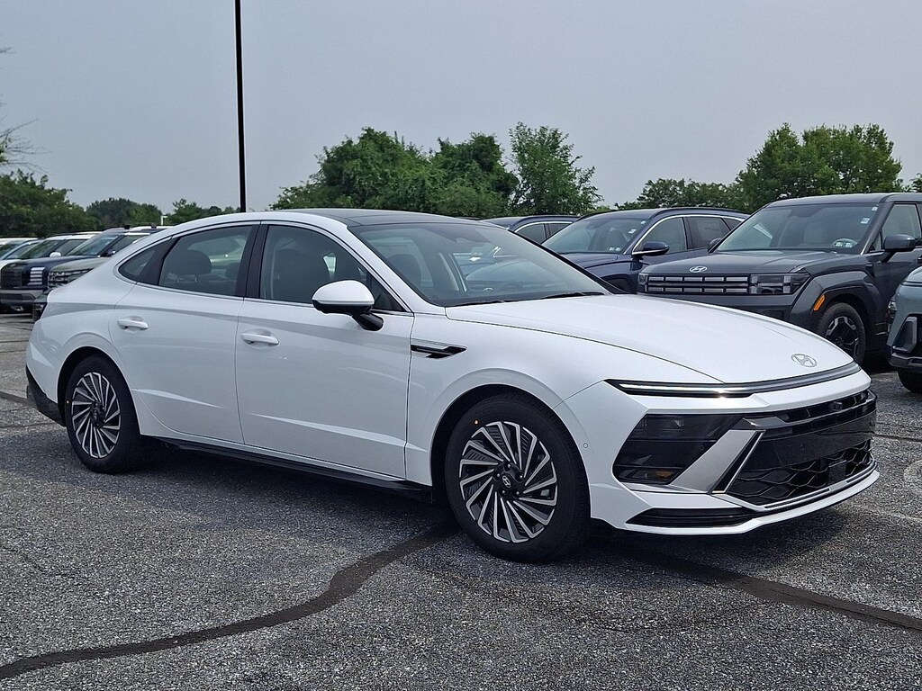 New 2026 Hyundai Sonata Hybrid Limited Sedan
