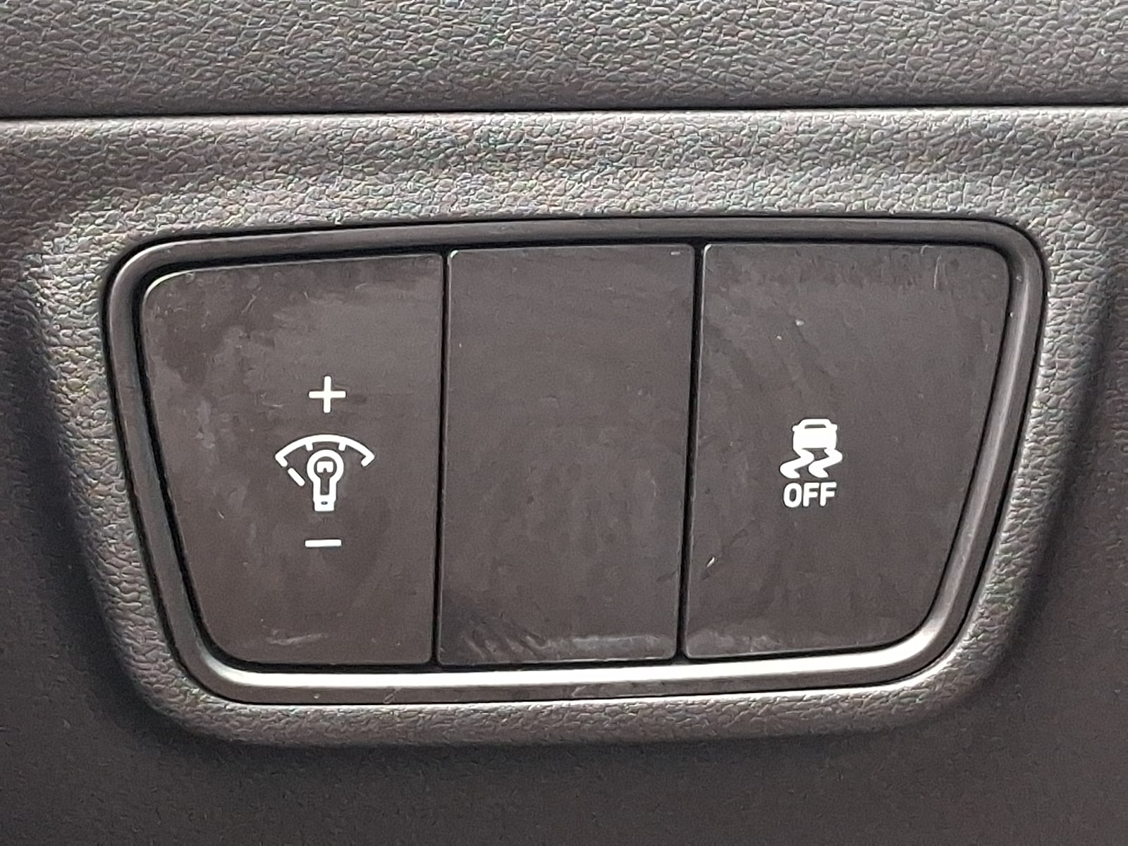 2024 Hyundai Tucson SE - Photo 25