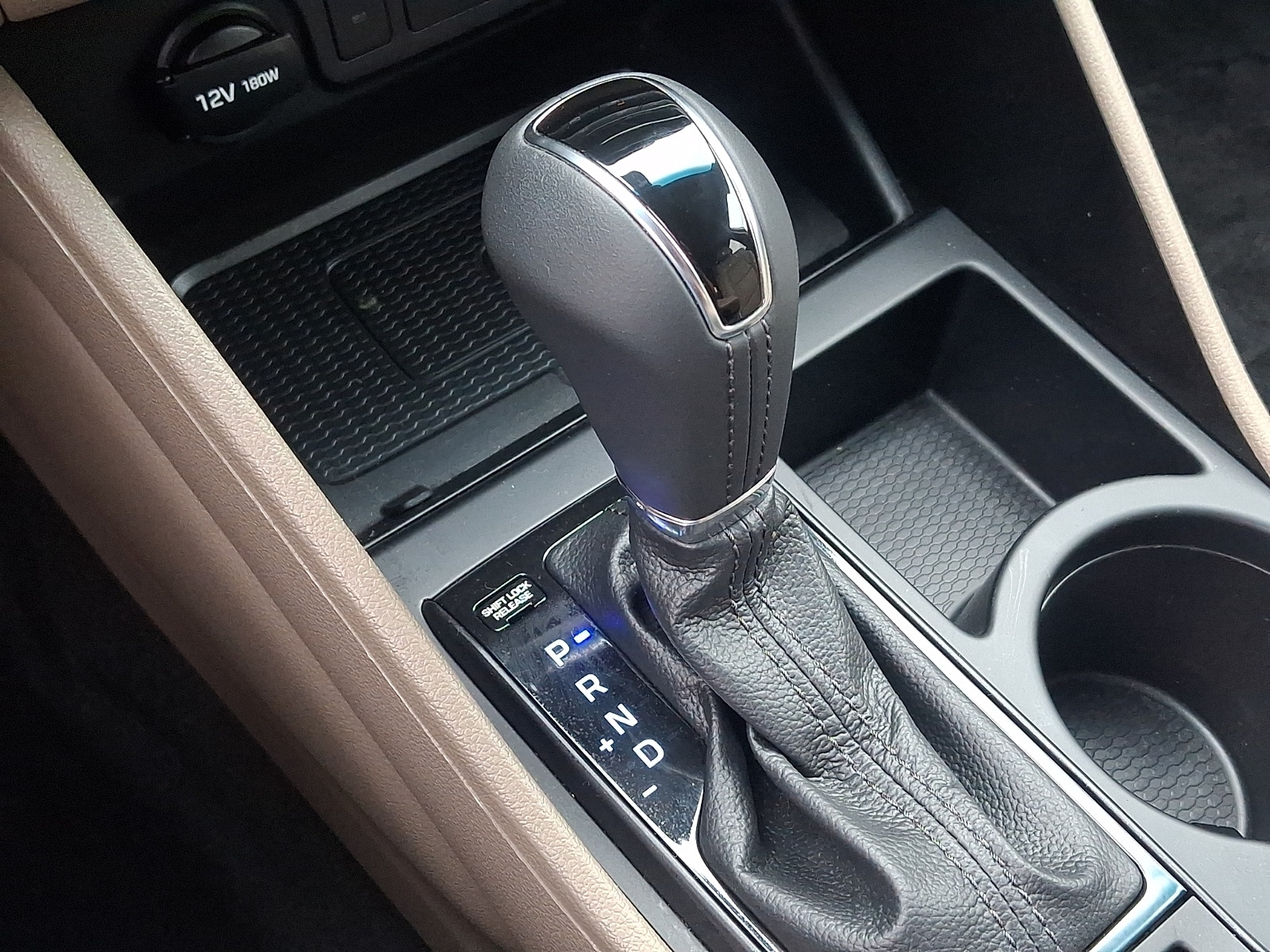 2021 Hyundai Tucson Limited - Photo 15