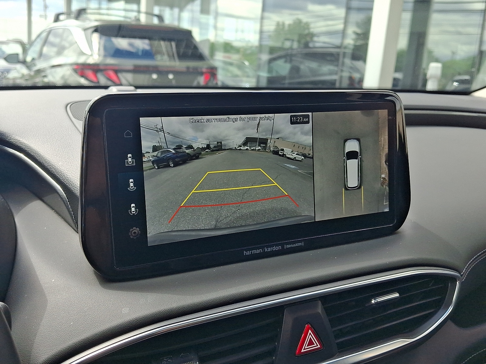 2023 Hyundai Santa Fe Limited HEV - Photo 18