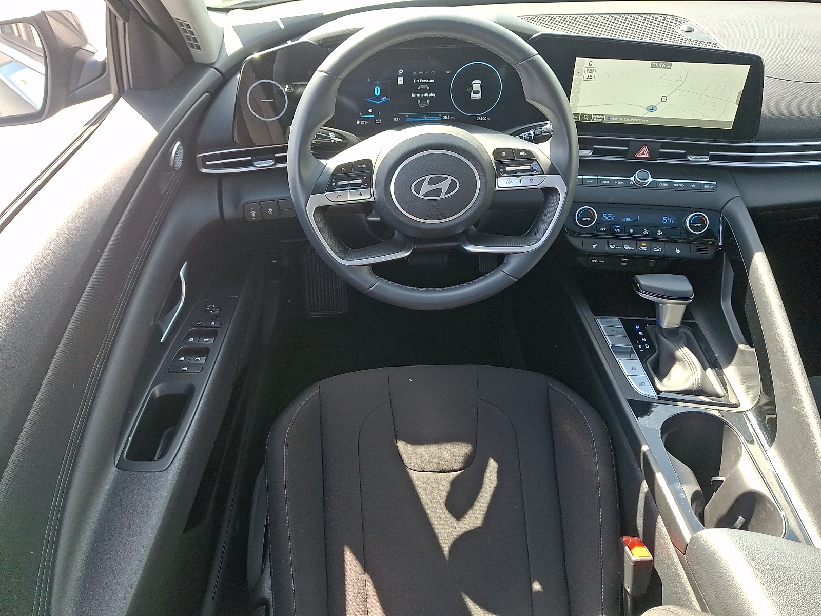 2024 Hyundai Elantra SEL - Photo 12