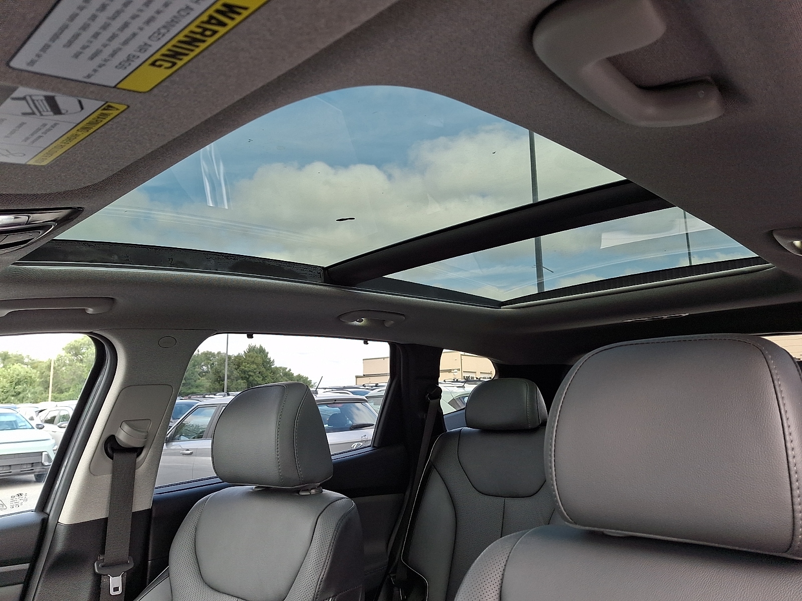 2023 Hyundai Santa Fe Limited - Photo 15