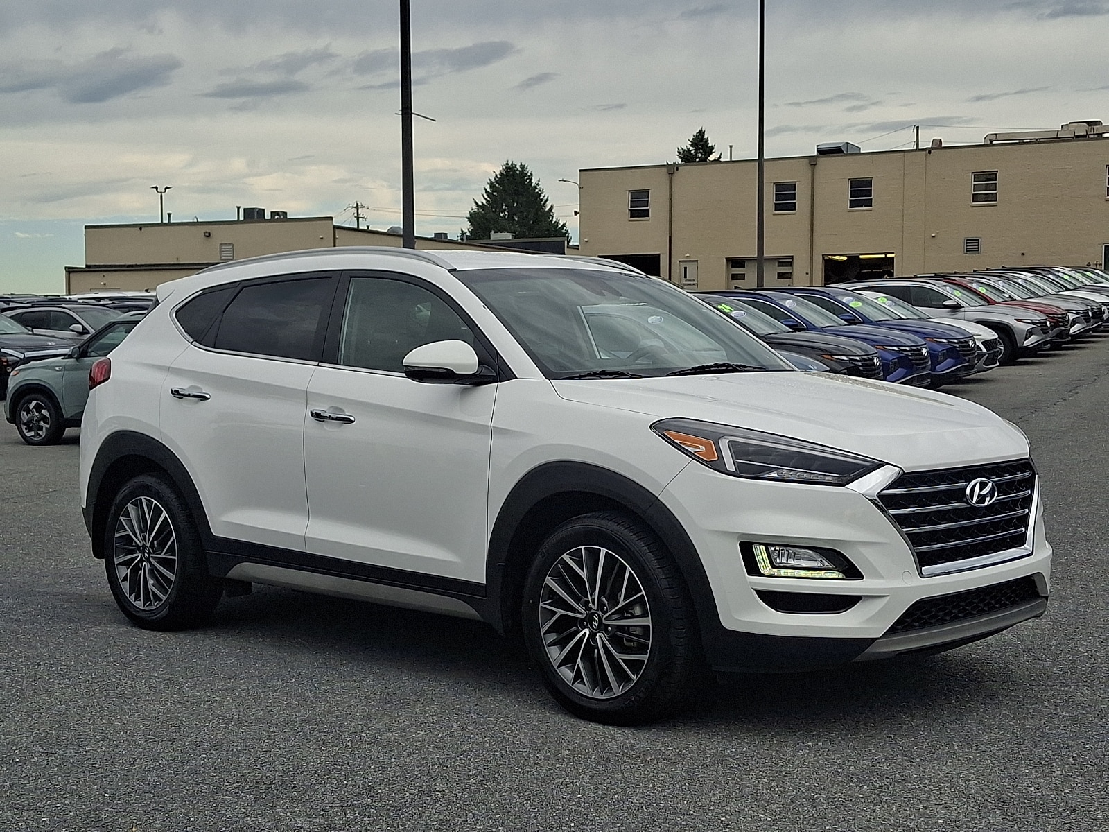 2021 Hyundai Tucson Limited - Photo 3