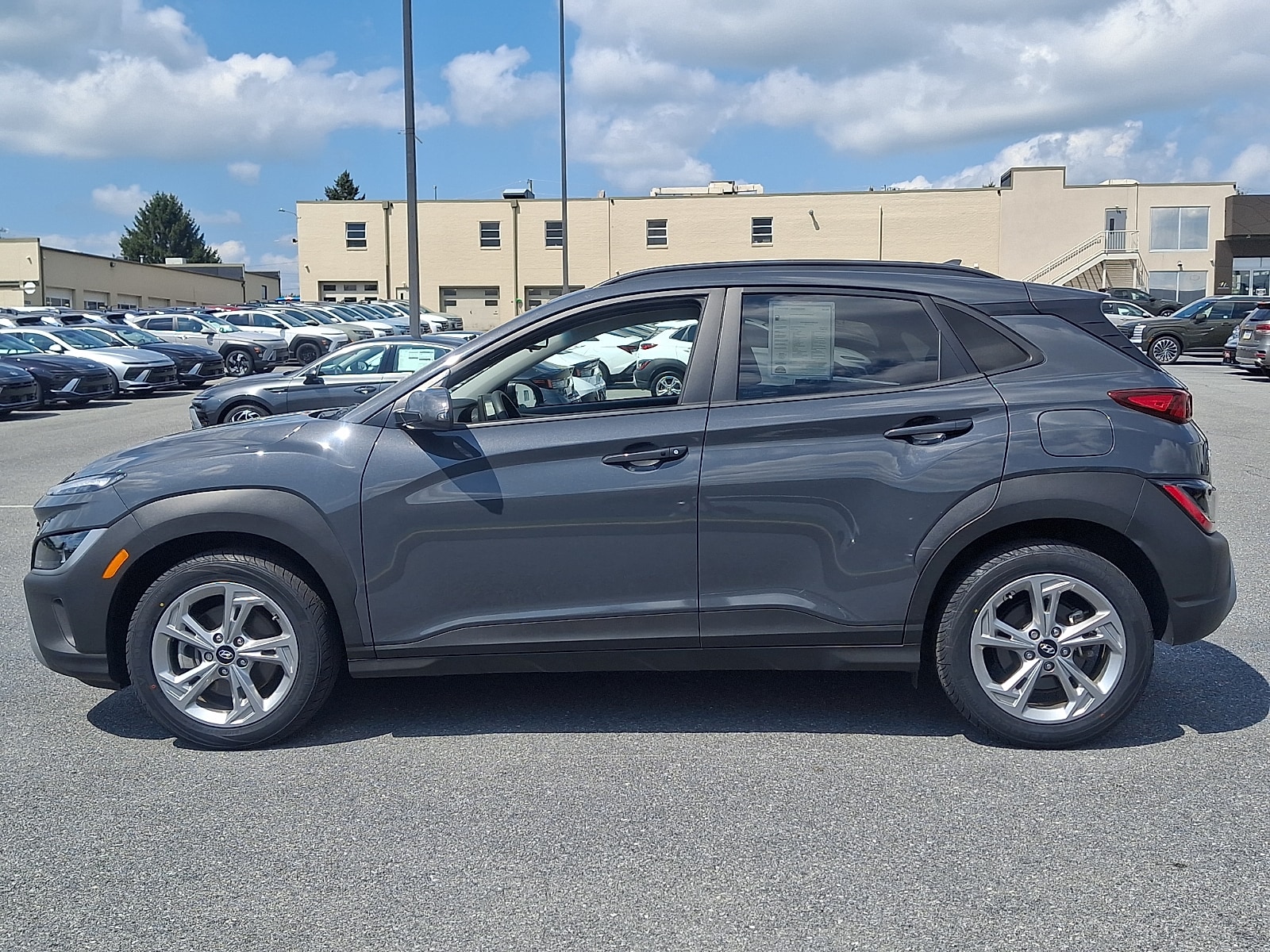 2023 Hyundai Kona SEL - Photo 8
