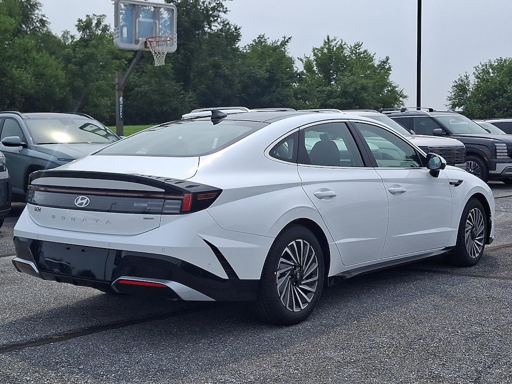 New 2026 Hyundai Sonata Hybrid Limited Sedan