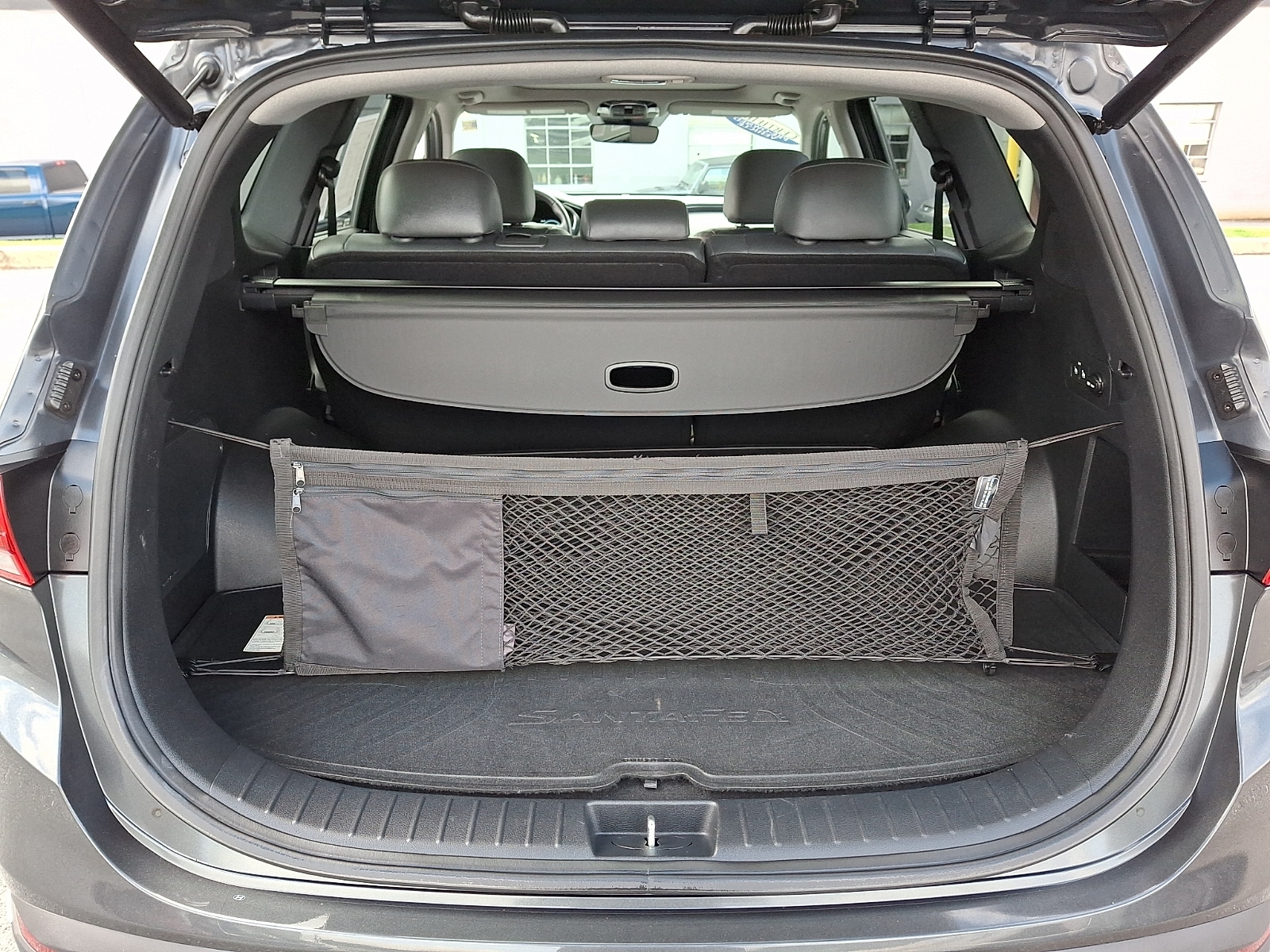 2023 Hyundai Santa Fe Limited - Photo 32