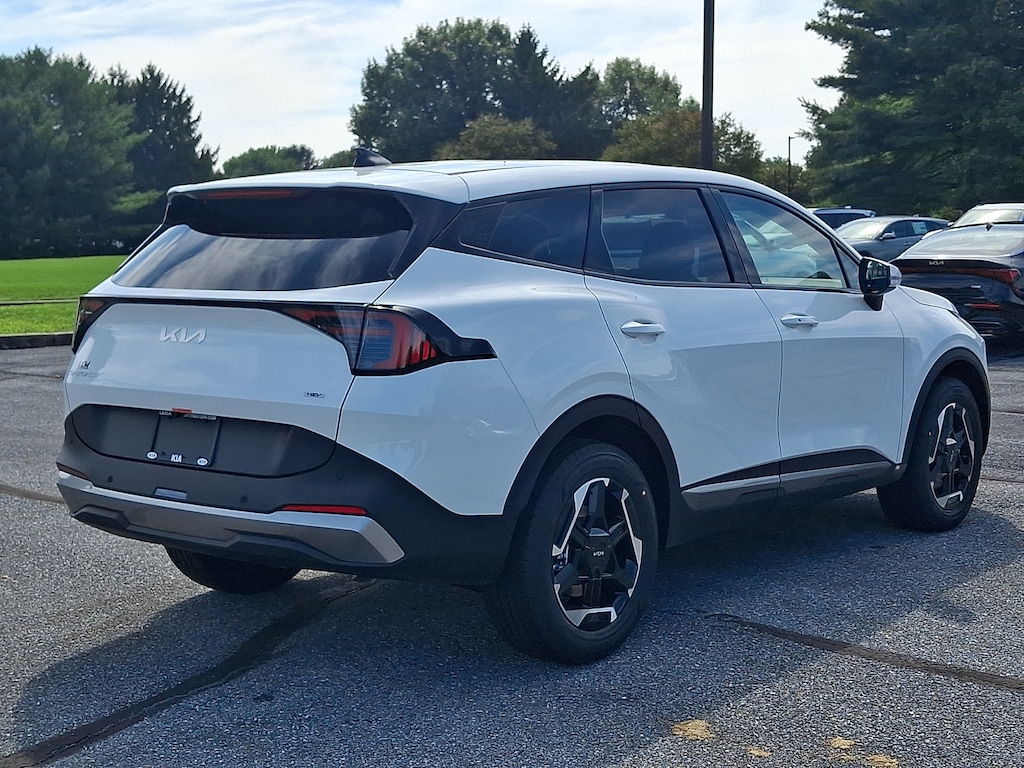 New 2027 Kia Sportage Hybrid S SUV