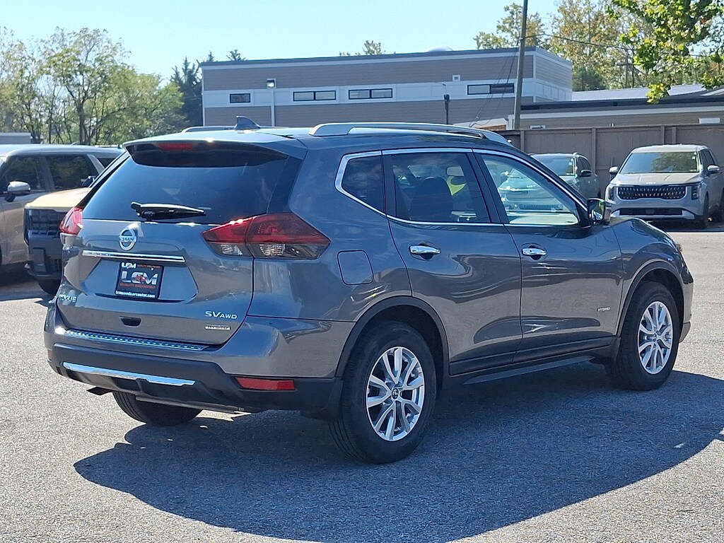 Used 2018 Nissan Rogue Hybrid SV SUV