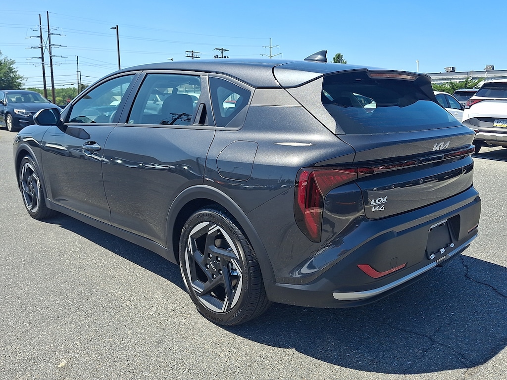 New 2026 Kia K4 EX Hatchback