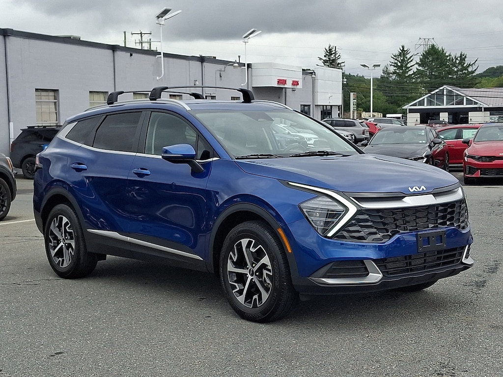 Used 2024 Kia Sportage EX SUV