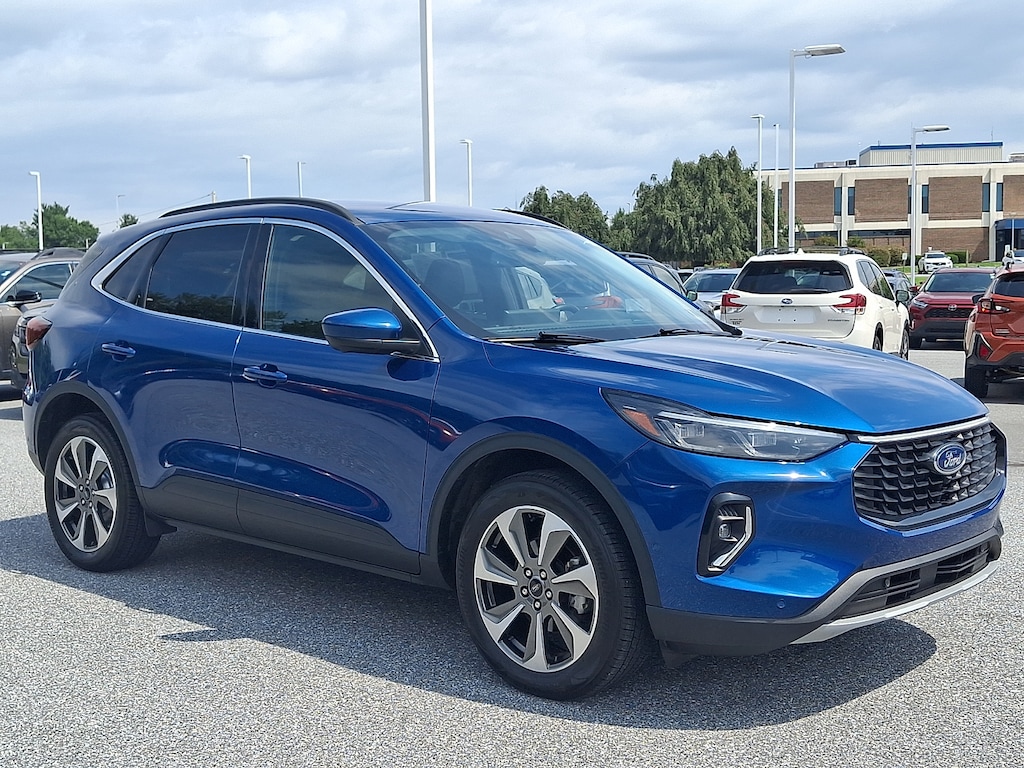 Used 2023 Ford Escape Platinum SUV