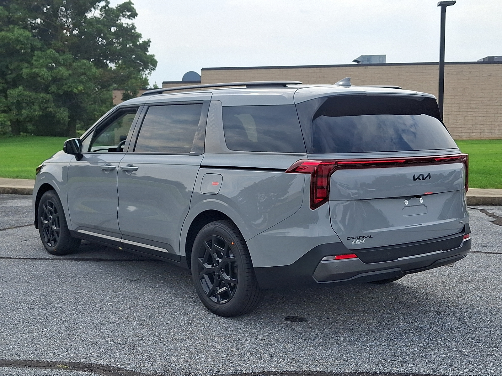New 2027 Kia Carnival Hybrid EX Passenger Van
