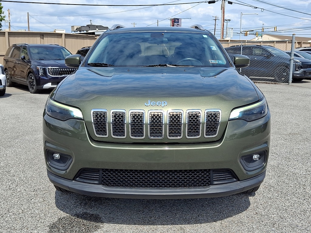 Used 2019 Jeep Cherokee Latitude Plus 4x4 Sport Utility
